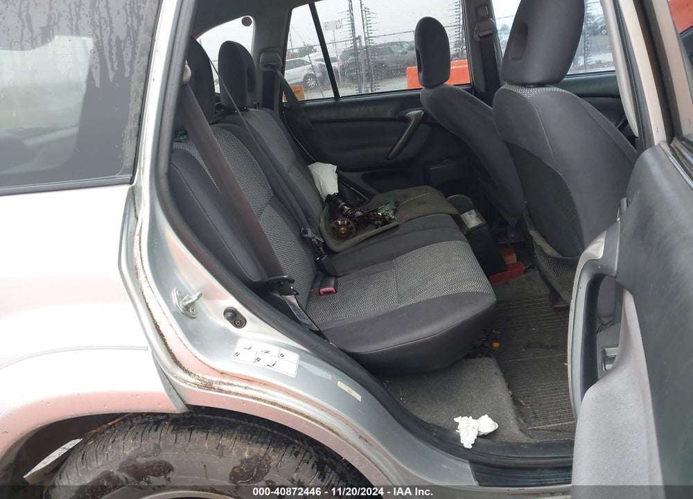 2004 TOYOTA RAV4 VIN: JTEHD20V546011637