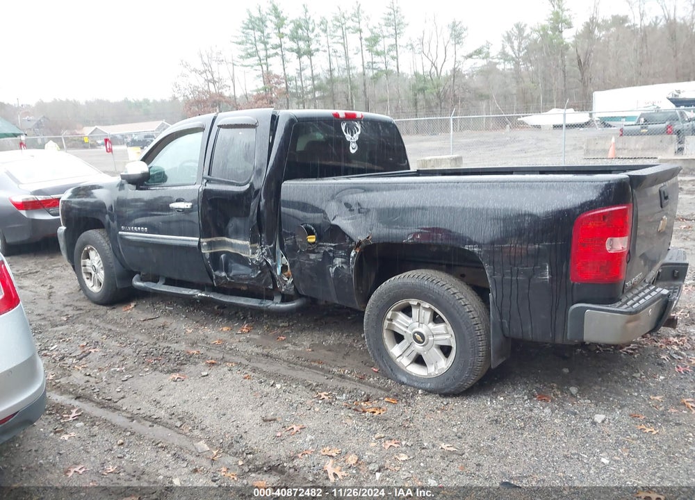 2013 CHEVROLET SILVERADO 1500 VIN: 1GCRKSE73DZ242396