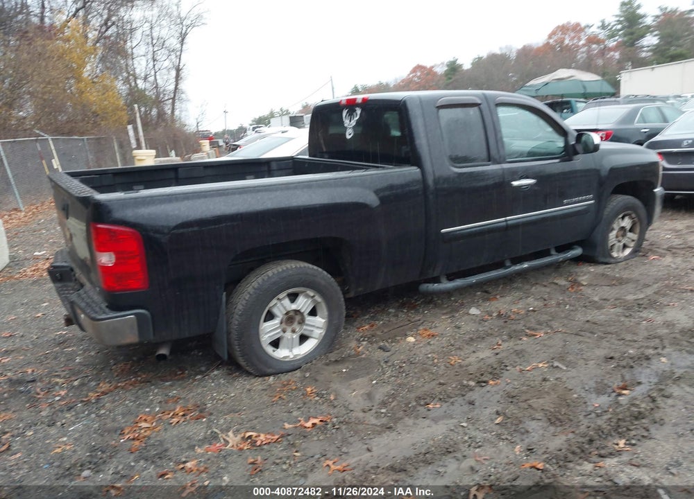 2013 CHEVROLET SILVERADO 1500 VIN: 1GCRKSE73DZ242396