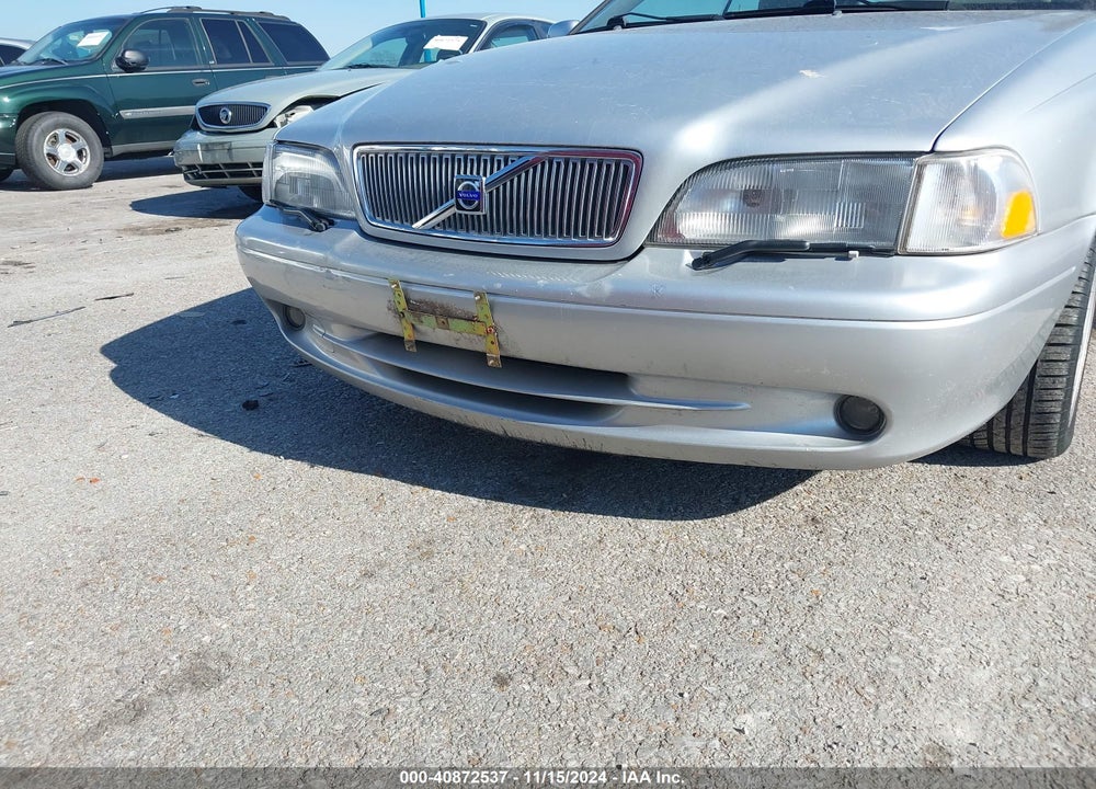 2001 VOLVO C70 HT VIN: YV1NC53DX1J016978