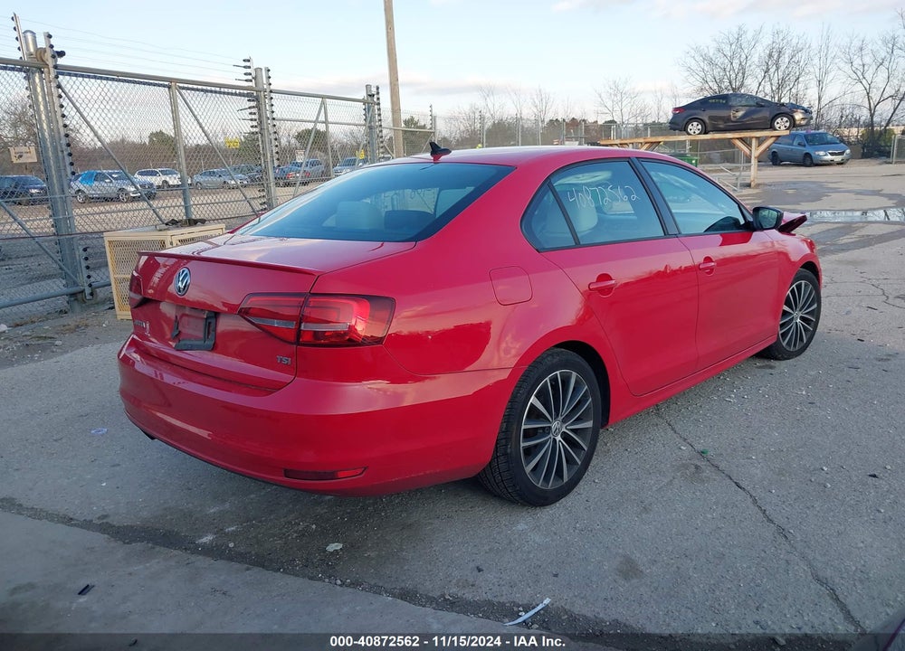 2015 VOLKSWAGEN JETTA 1.8T SPORT VIN: 3VWD17AJ9FM426304