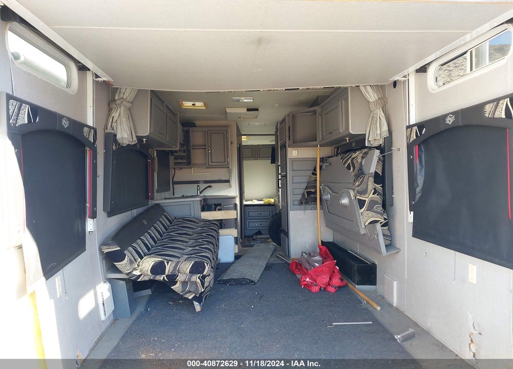 2007 TRAILER SF2500 VIN: 5HRFF25217C021092