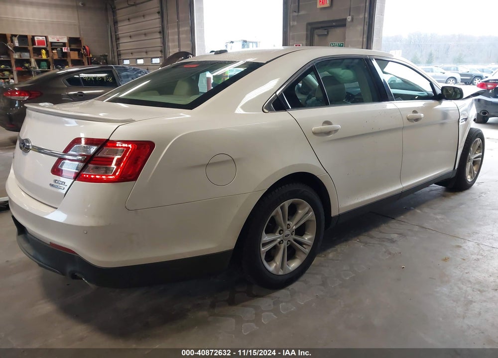 2014 FORD TAURUS SEL VIN: 1FAHP2E89EG134180