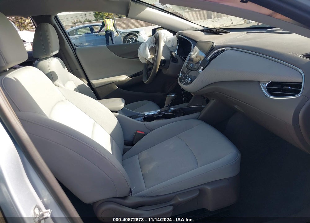 2017 CHEVROLET MALIBU 1LT VIN: 1G1ZE5STXHF186578
