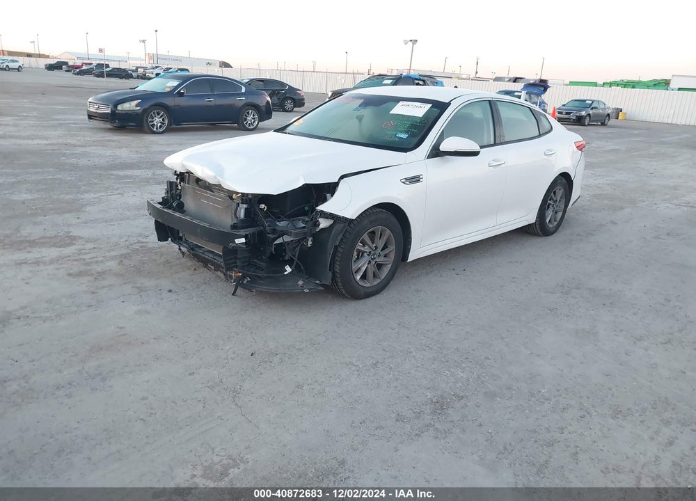 2020 KIA OPTIMA LX VIN: 5XXGT4L36LG447924