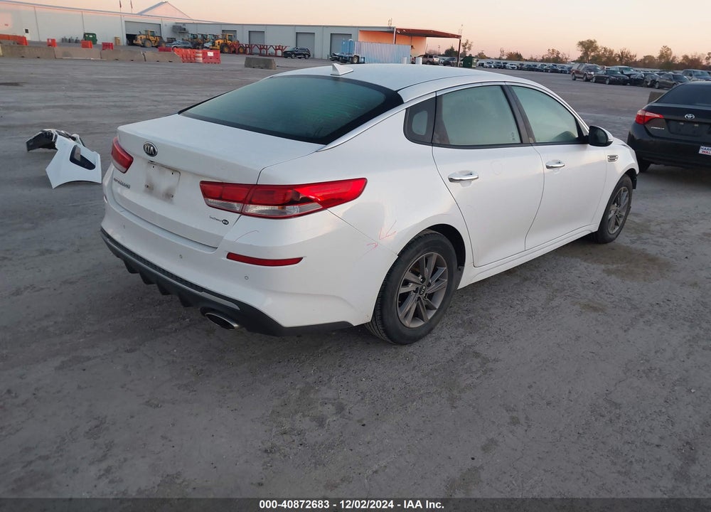2020 KIA OPTIMA LX VIN: 5XXGT4L36LG447924