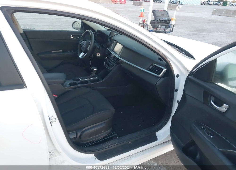 2020 KIA OPTIMA LX VIN: 5XXGT4L36LG447924