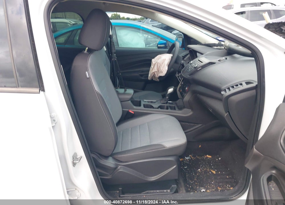 2017 FORD ESCAPE S VIN: 1FMCU0F76HUD74179
