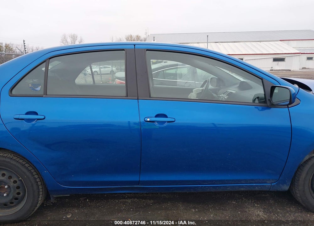 2009 TOYOTA YARIS VIN: JTDBT903094051163