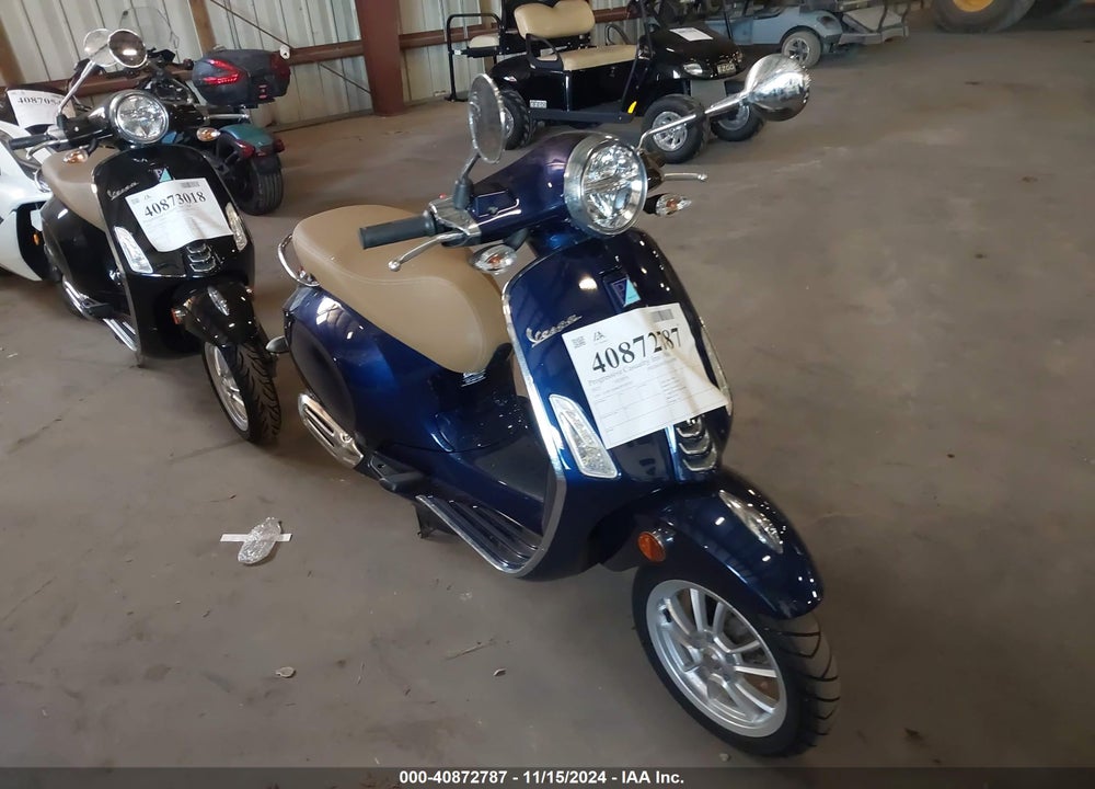2023 VESPA PRIMAVERA/SPRINT 50 VIN: ZAPCA06B5P5107057