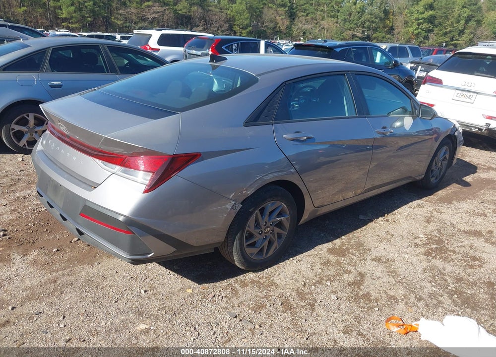 2024 HYUNDAI ELANTRA SEL VIN: KMHLM4DG8RU747802
