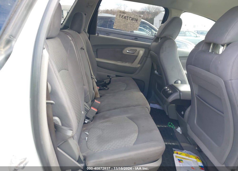 2010 CHEVROLET TRAVERSE LS VIN: 1GNLREED9AS127046
