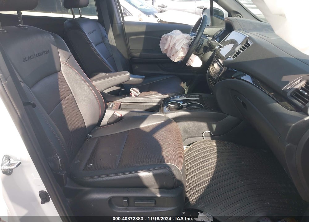 2022 HONDA PILOT VIN: 5FNYF6H7XNB049074