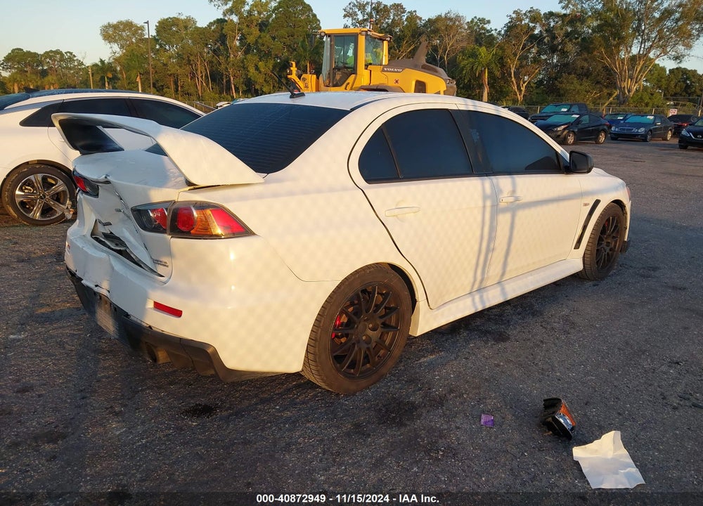 2014 MITSUBISHI LANCER EVOLUTION GSR VIN: JA32W8FV9EU017628
