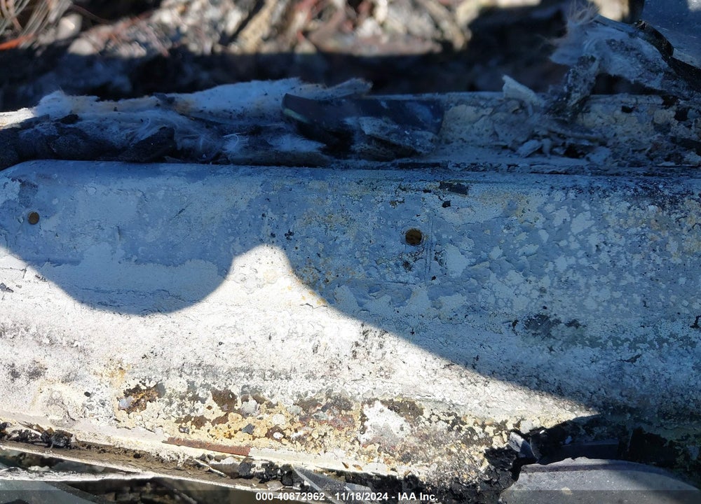 2016 CADILLAC ATS LUXURY COLLECTION VIN: 1G6AB5RXXG0110305
