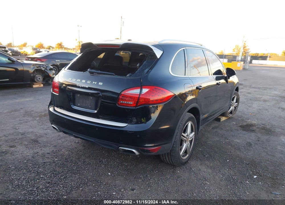 2014 PORSCHE CAYENNE DIESEL PLATINUM EDITION VIN: WP1AF2A27ELA47514