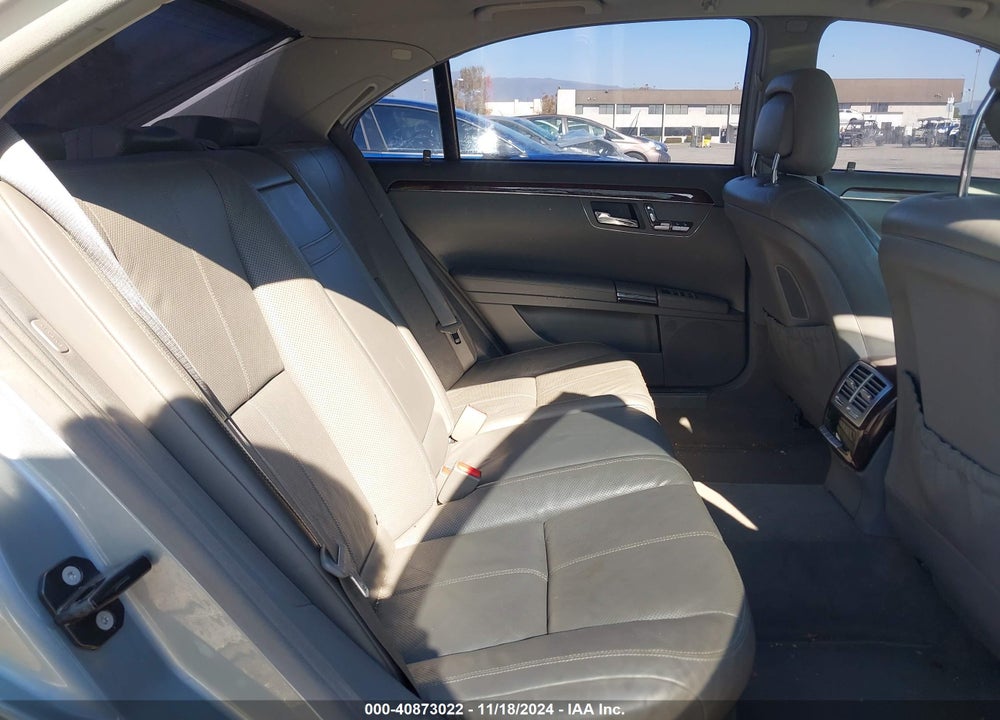 2008 MERCEDES-BENZ S 550 4MATIC VIN: WDDNG86X78A164409