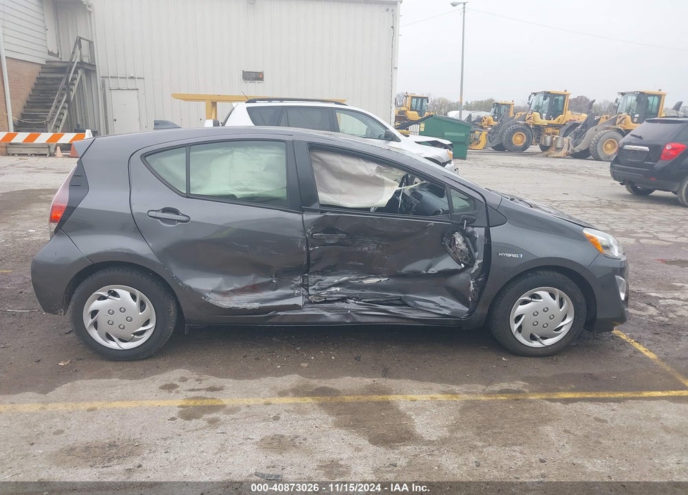 2015 TOYOTA PRIUS C TWO VIN: JTDKDTB37F1575561