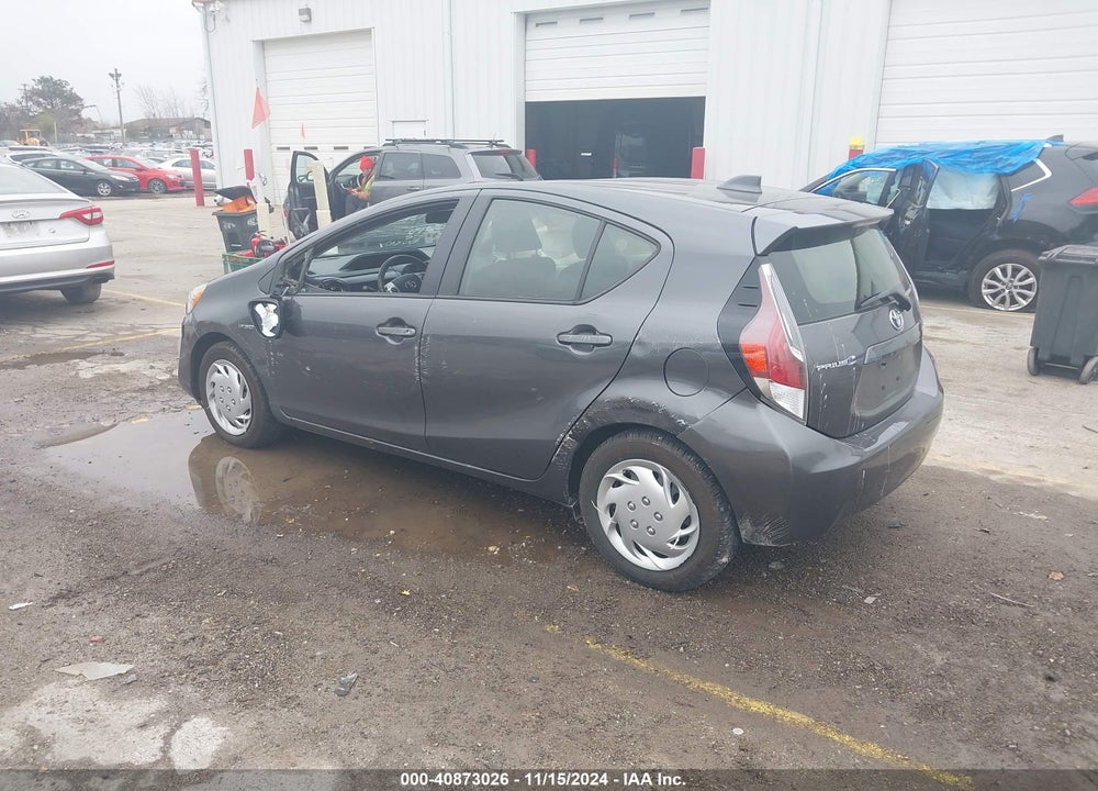 2015 TOYOTA PRIUS C TWO VIN: JTDKDTB37F1575561