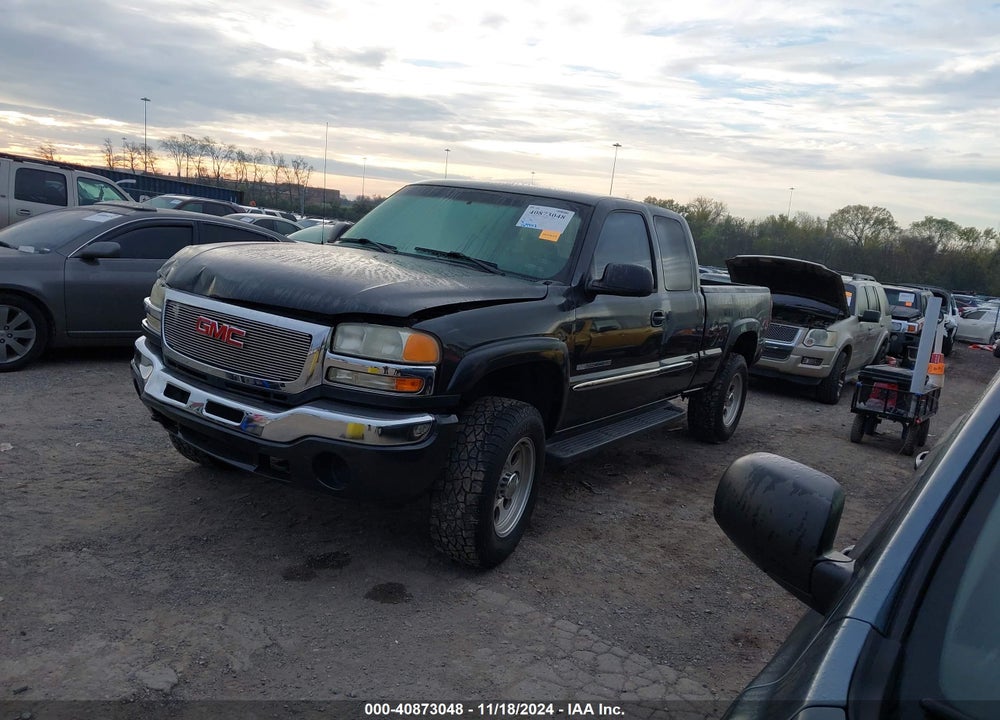 2003 GMC SIERRA 2500HD SLE VIN: 1GTHK29U33E328390