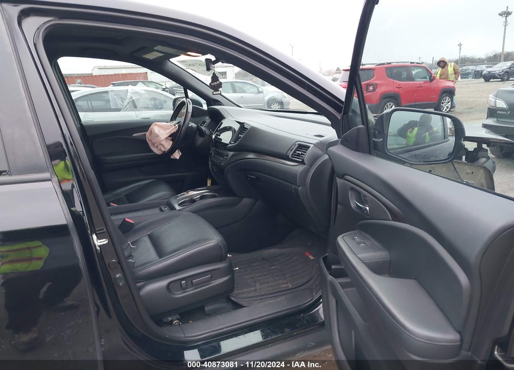 2020 HONDA PASSPORT AWD EX-L VIN: 5FNYF8H59LB000813