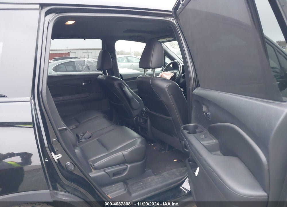 2020 HONDA PASSPORT AWD EX-L VIN: 5FNYF8H59LB000813