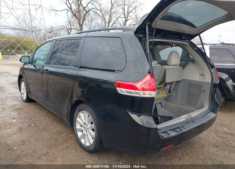 2011 TOYOTA SIENNA XLE VIN: 5TDDK3DC9BS004906