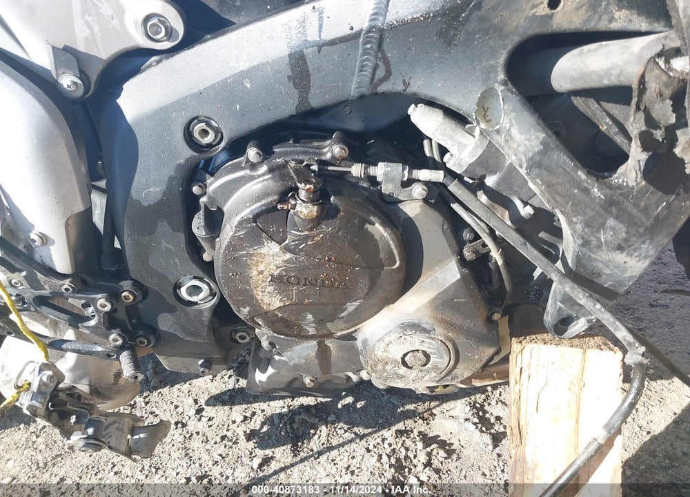 2007 HONDA CBR600 RR VIN: JH2PC40097M001414