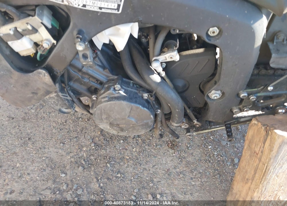 2007 HONDA CBR600 RR VIN: JH2PC40097M001414