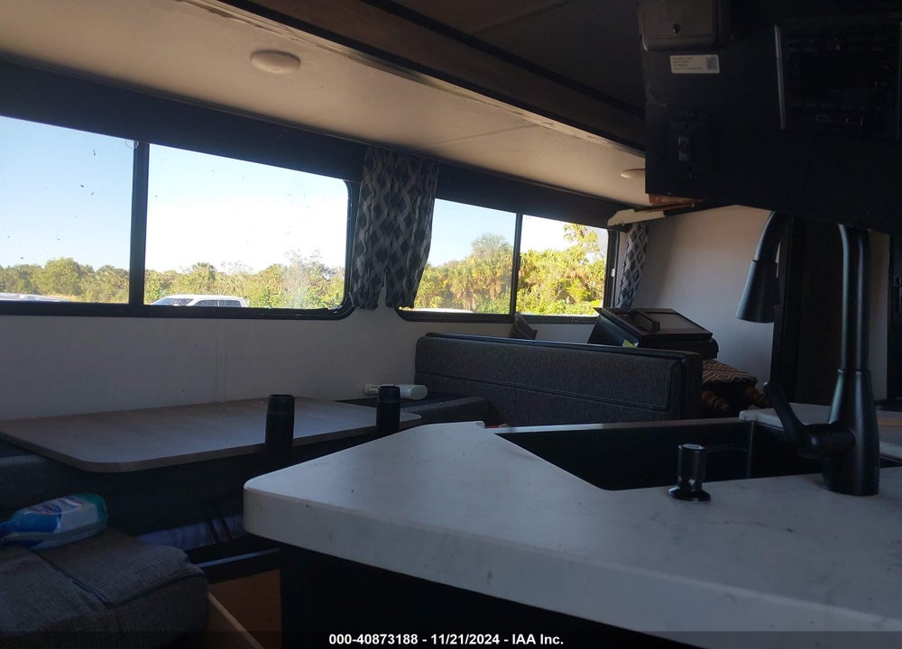2022 FOREST RIVER OTHER VIN: 4X4TCKE27NX159407