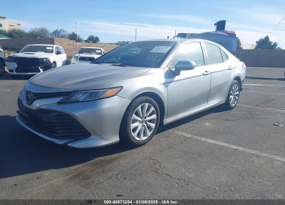 2018 TOYOTA CAMRY LE VIN: 4T1B11HK2JU674836