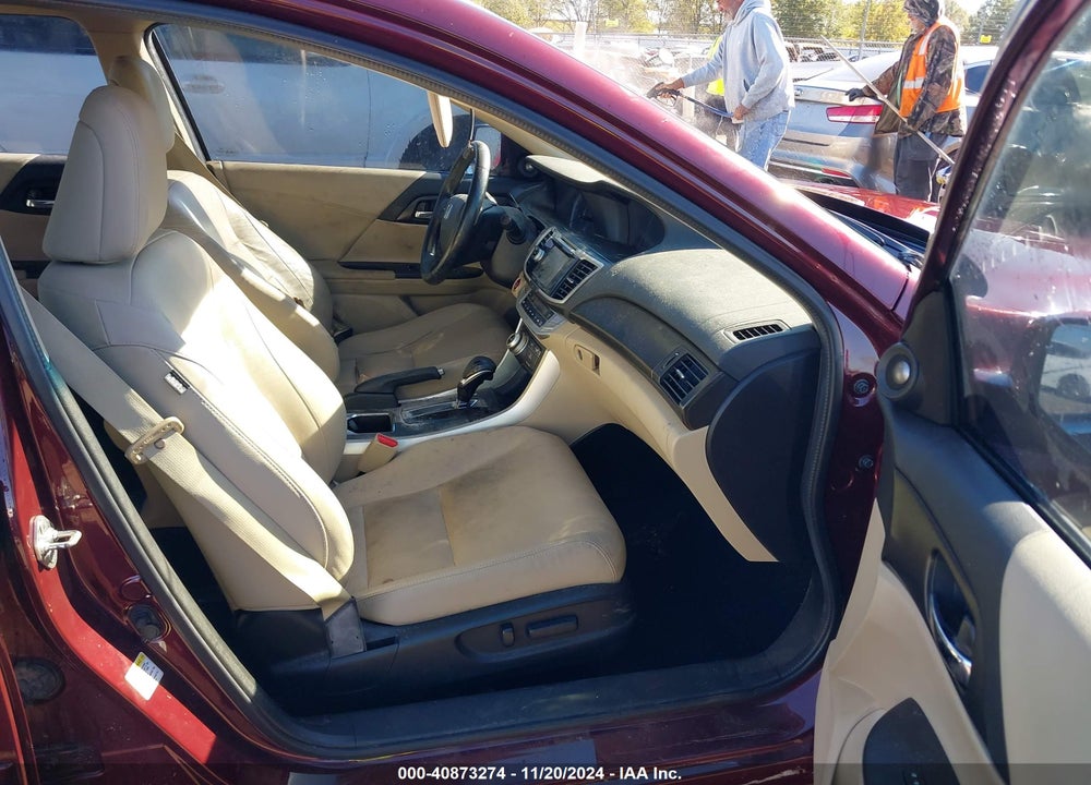 2013 HONDA ACCORD EX-L V-6 VIN: 1HGCR3F85DA038472