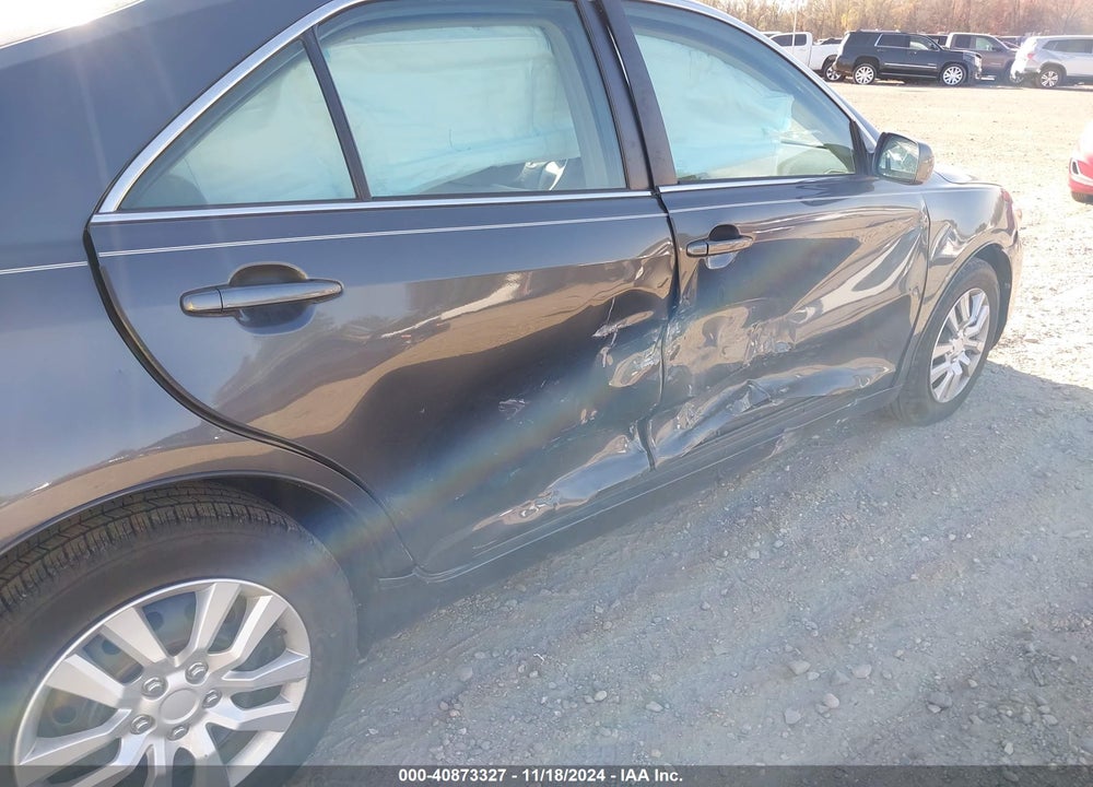 2010 TOYOTA CAMRY LE VIN: 4T1BF3EK5AU018390