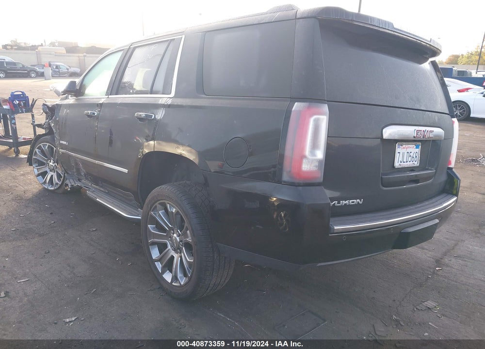 2015 GMC YUKON DENALI VIN: 1GKS2CKJXFR114610