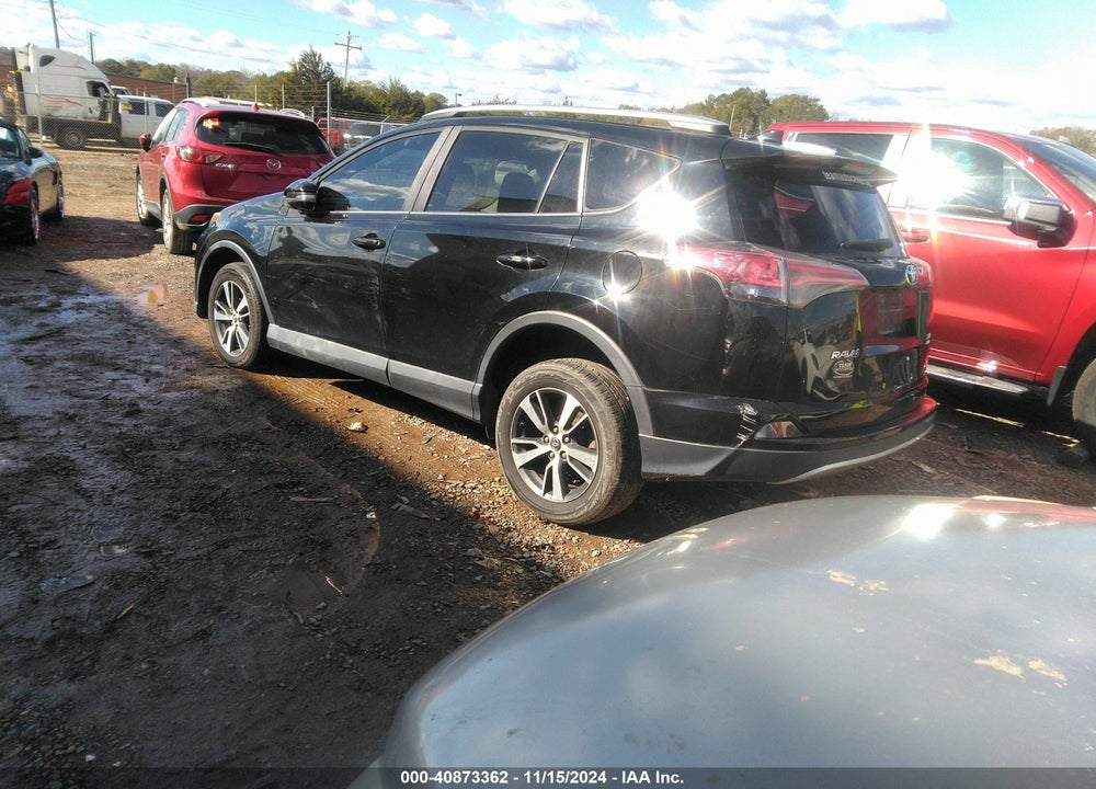 2016 TOYOTA RAV4 XLE VIN: 2T3RFREV5GW526872