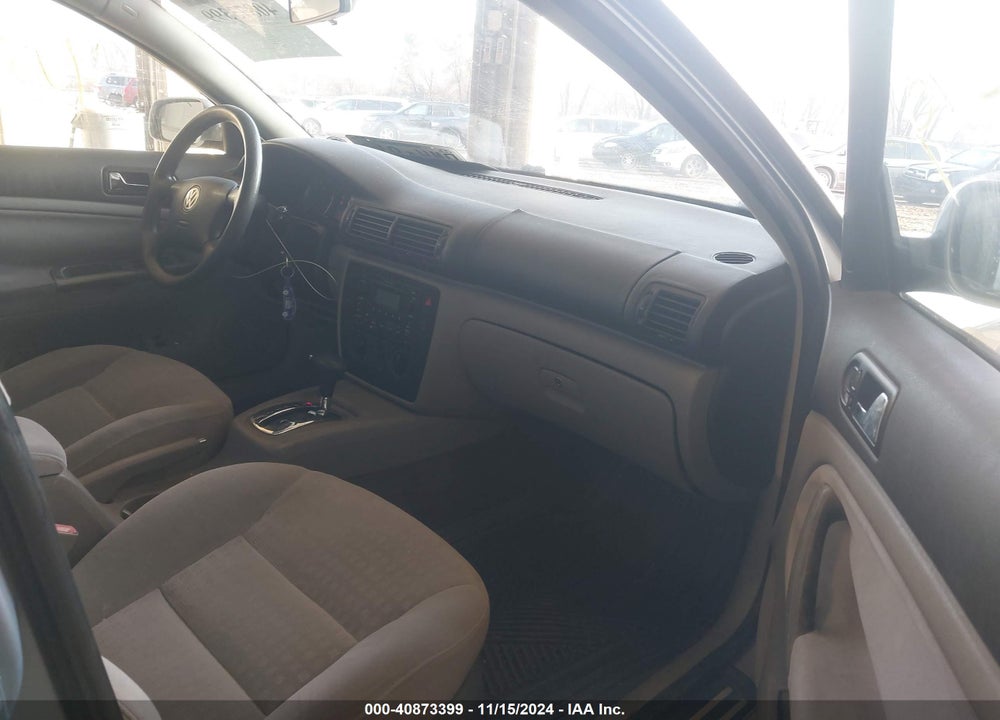 2003 VOLKSWAGEN PASSAT GLS VIN: WVWPD63B13P186548