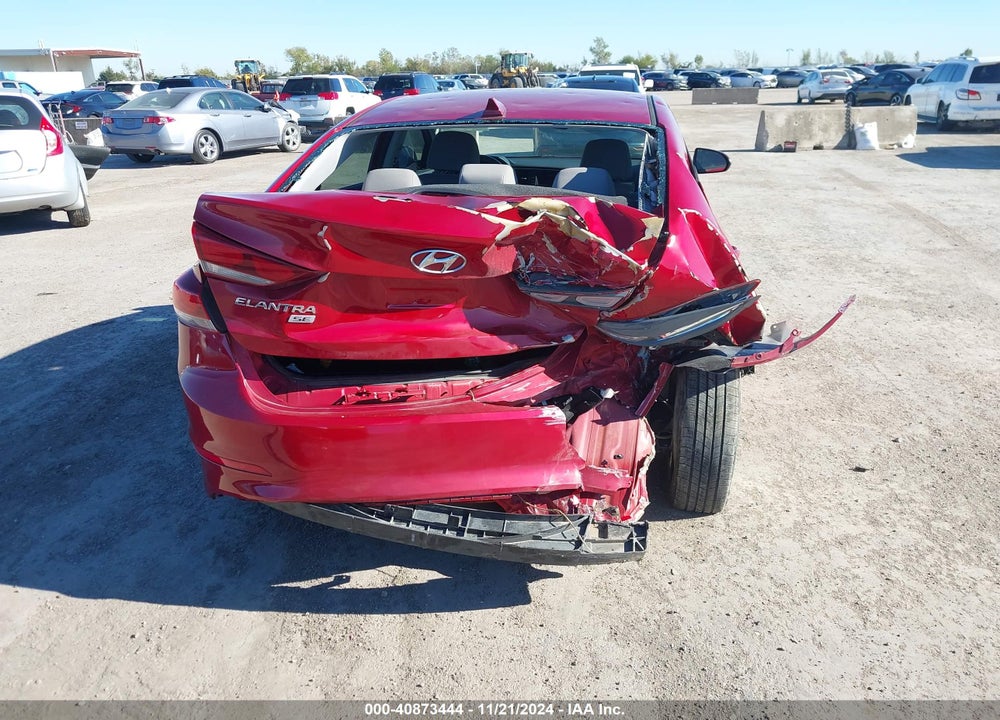 2017 HYUNDAI ELANTRA VIN: KMHD74LF9HU395820