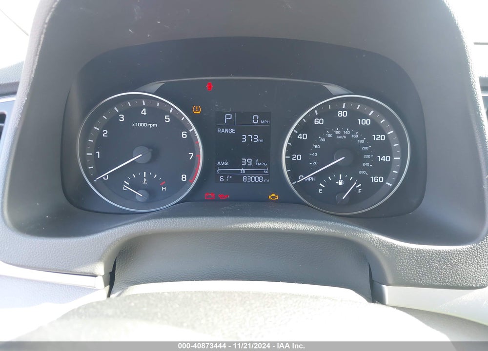 2017 HYUNDAI ELANTRA VIN: KMHD74LF9HU395820