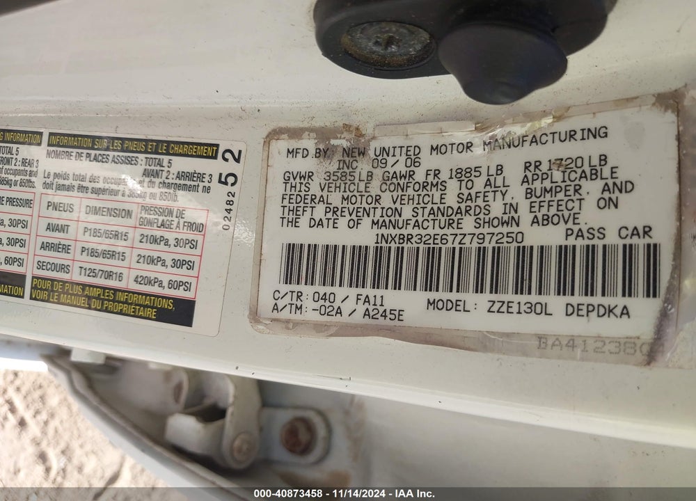 2007 TOYOTA COROLLA CE VIN: 1NXBR32E67Z797250