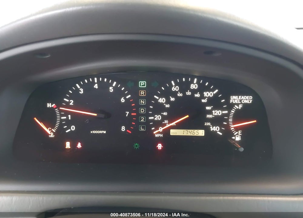 2000 LEXUS ES 300 VIN: JT8BF28G4Y5095129