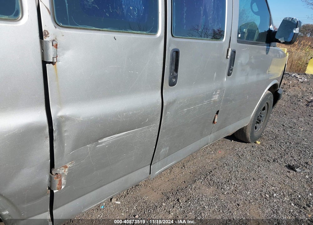 2004 CHEVROLET EXPRESS VIN: 1GCEG15X641216383
