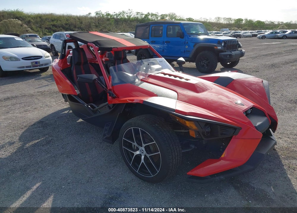 2016 POLARIS SLINGSHOT SL VIN: 57XAAPFA3G5111060
