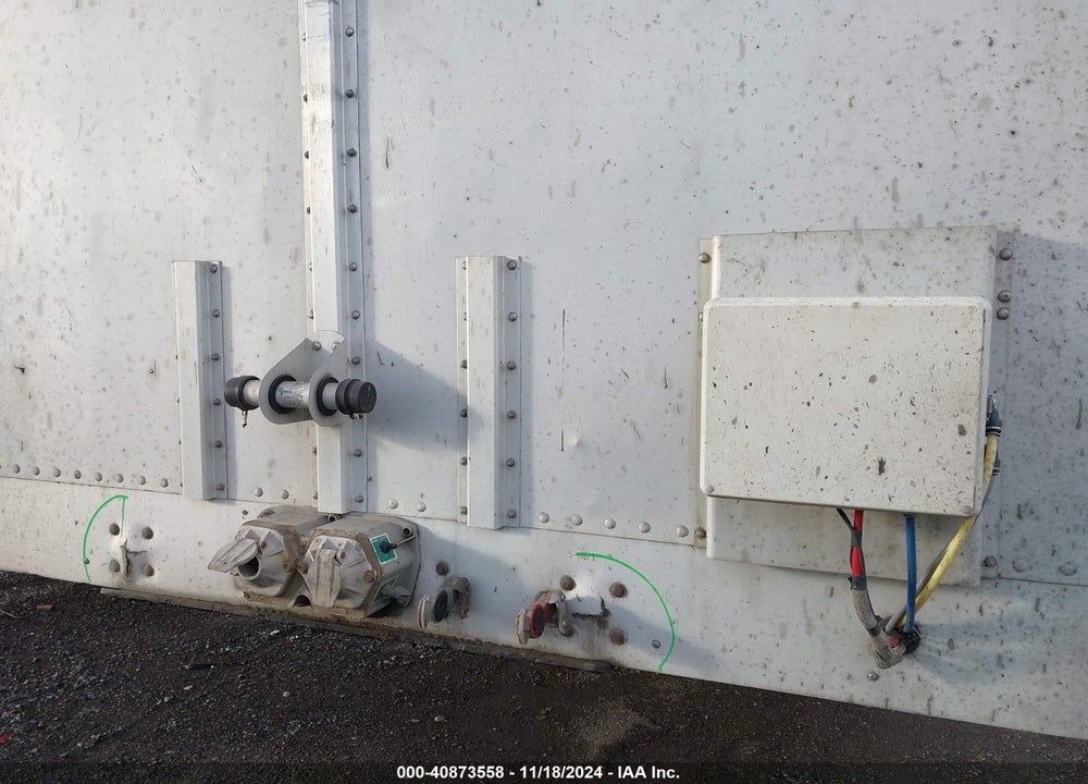 2009 WILSON TRAILER CO --- VIN: 1W1UCS2069D537873