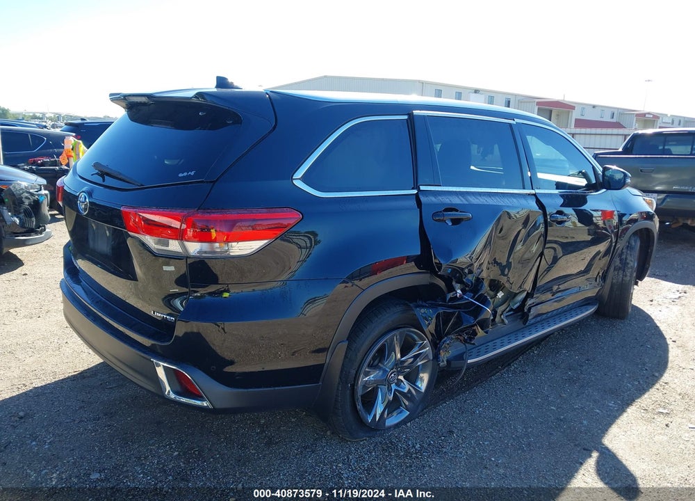 2019 TOYOTA HIGHLANDER LIMITED/LTD PLATINUM VIN: 5TDYZRFHXKS333607