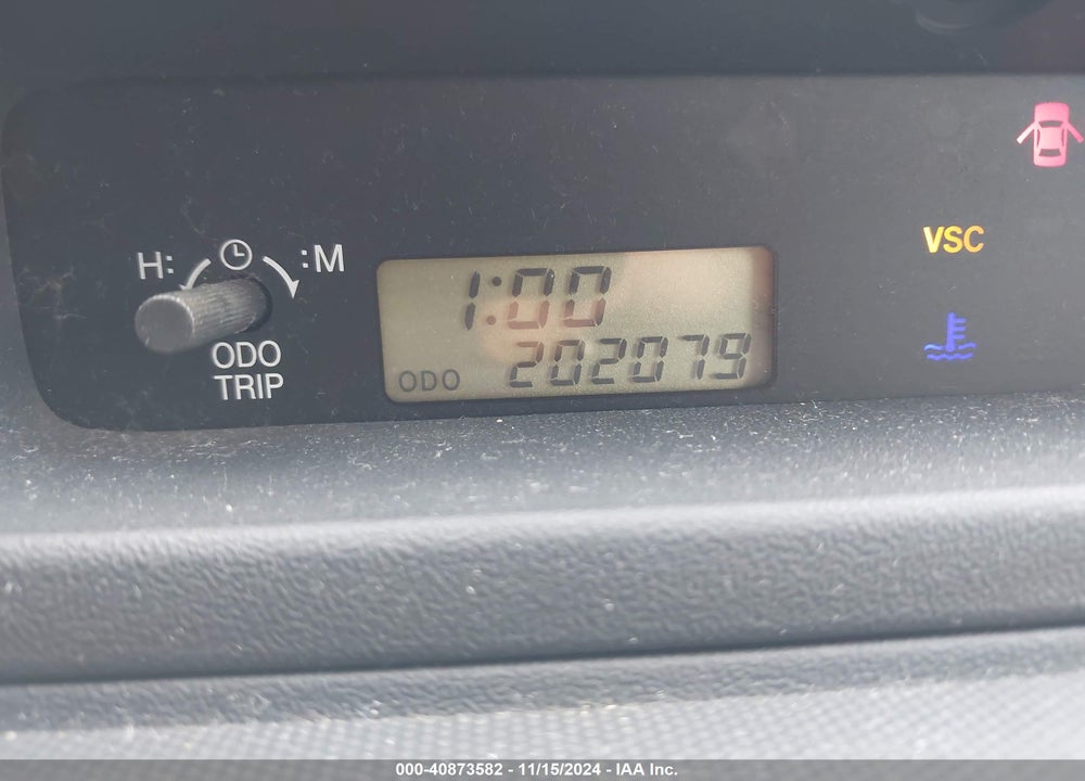 2004 SCION XB VIN: JTLKT334840154403