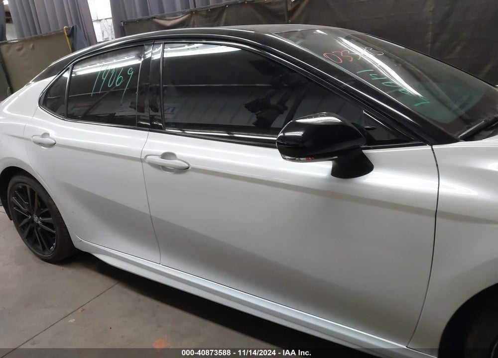 2022 TOYOTA CAMRY XSE HYBRID VIN: 4T1K31AK5NU033643