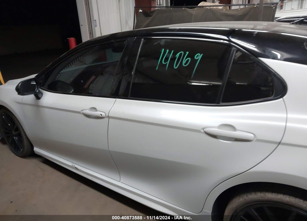 2022 TOYOTA CAMRY XSE HYBRID VIN: 4T1K31AK5NU033643