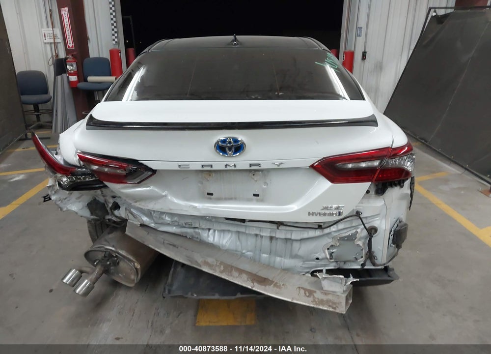 2022 TOYOTA CAMRY XSE HYBRID VIN: 4T1K31AK5NU033643