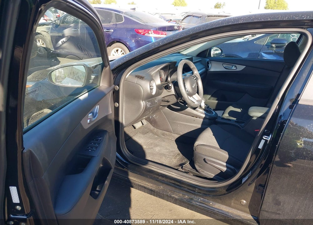 2023 KIA FORTE LXS VIN: 3KPF24ADXPE652302
