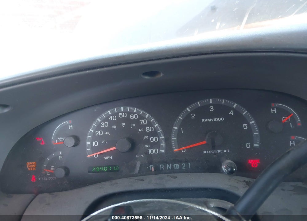 2002 FORD F-150 LARIAT/XLT VIN: 1FTRW08L82KC80715